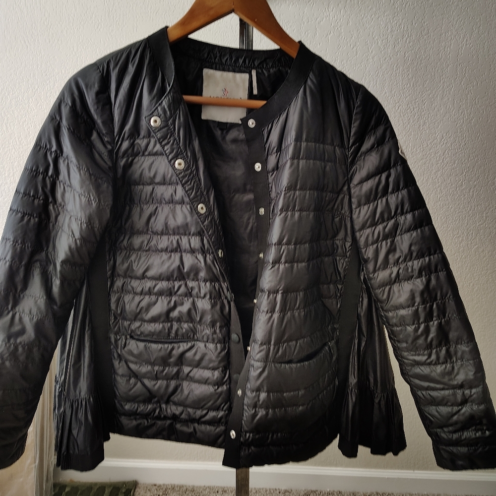 MONCLER Ruffled Down jacket Coat Sz 0 Xs Black Womans